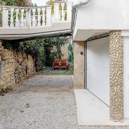 Apartament With Terrace. 2nd Floor